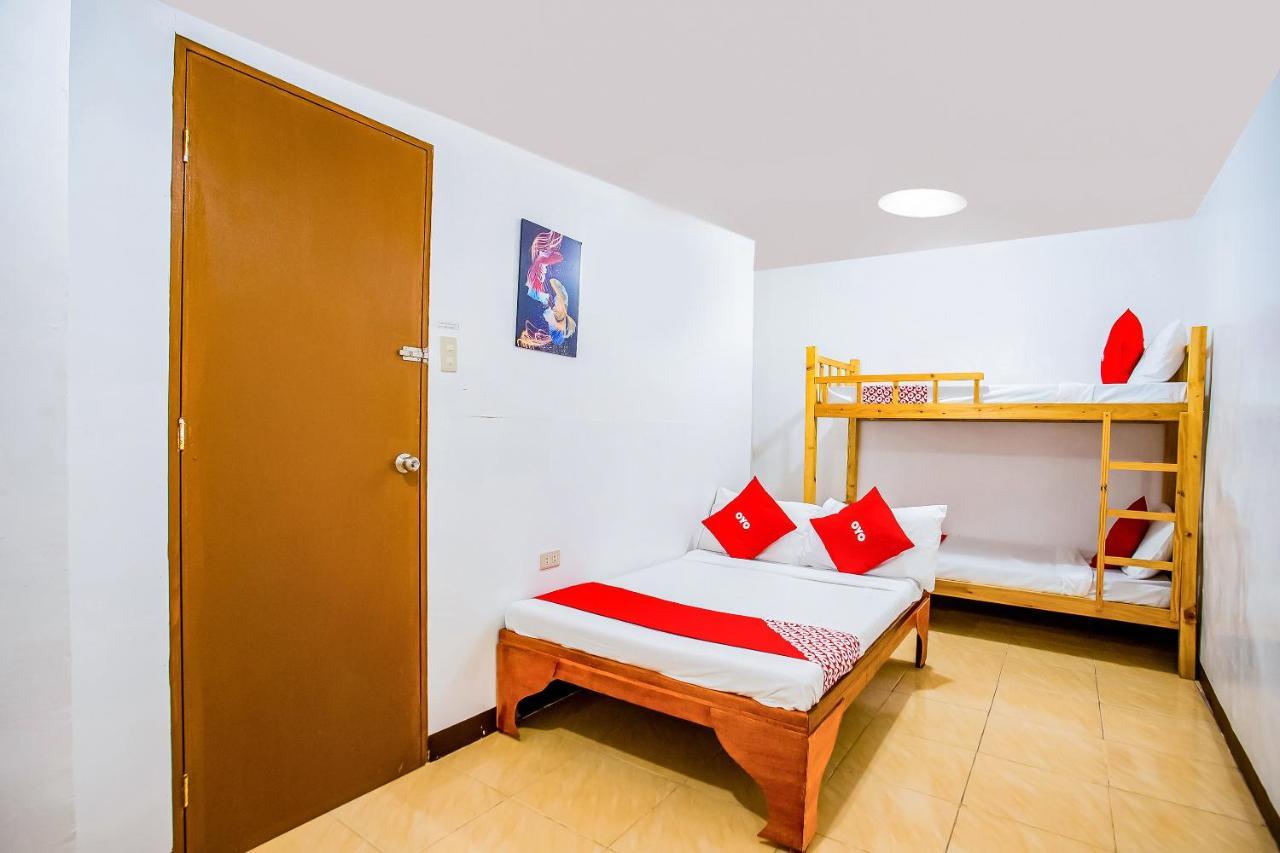 OYO 808 Mye Tourist Inn Paranaque City Eksteriør bilde