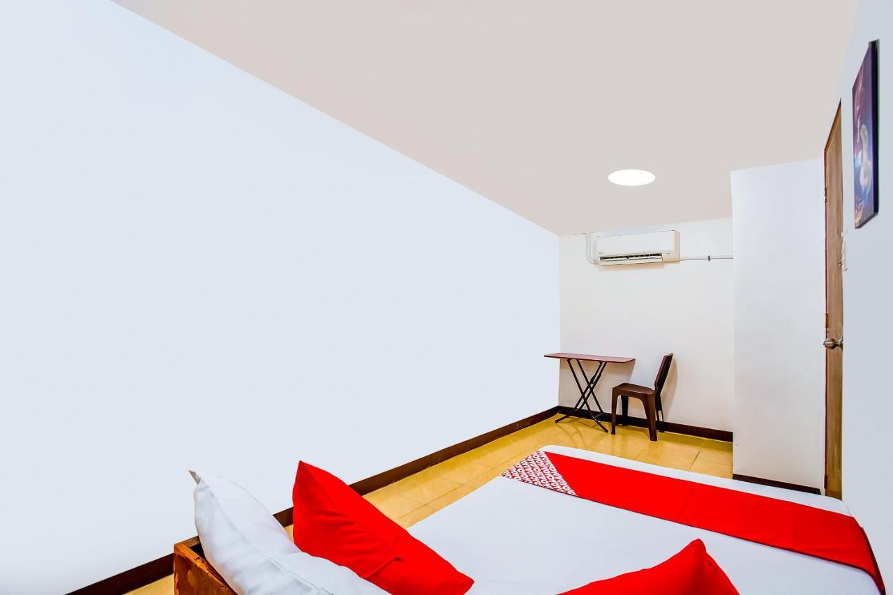 OYO 808 Mye Tourist Inn Paranaque City Eksteriør bilde